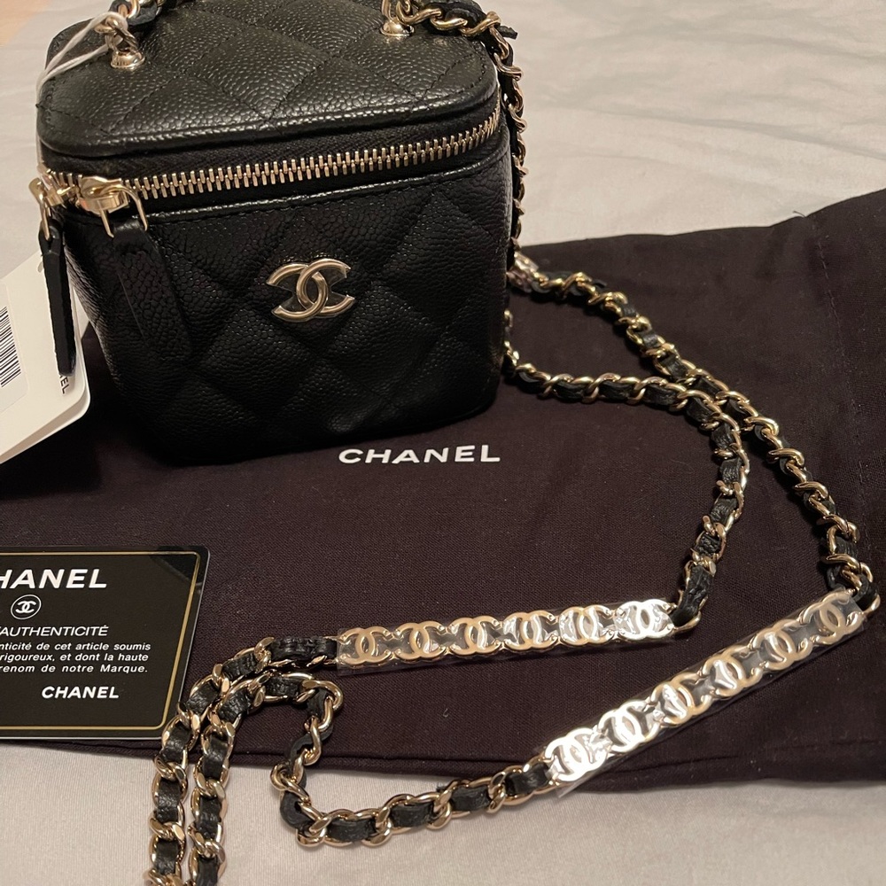 Chanel 22P Limited Edition Tiny CC Mini Vanity